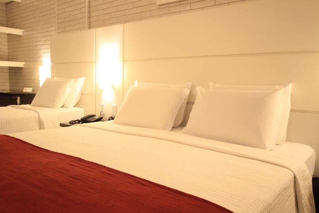 Hotel Confiance Prime Batel Κουριτίμπα Δωμάτιο φωτογραφία