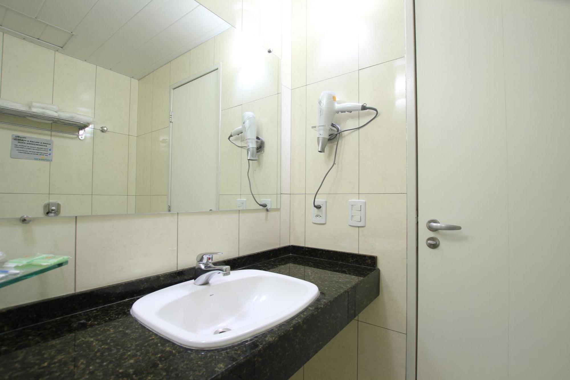 Hotel Confiance Prime Batel Κουριτίμπα Δωμάτιο φωτογραφία